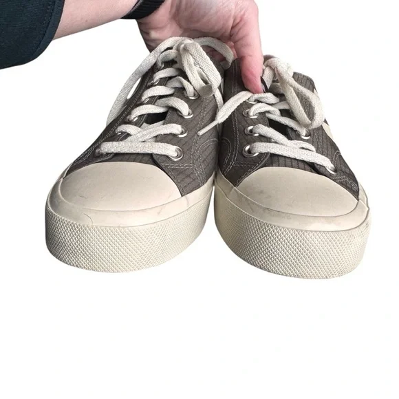 VEJA - WATA II Low Ripstop Sneakers Kaki Pierre Size 40 (Women’s 9) - Picture 6 of 12